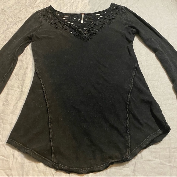 Free People Grey Long Sleeve Lace Detail Top Slub Knit Distressed Size Sm - Picture 4 of 8